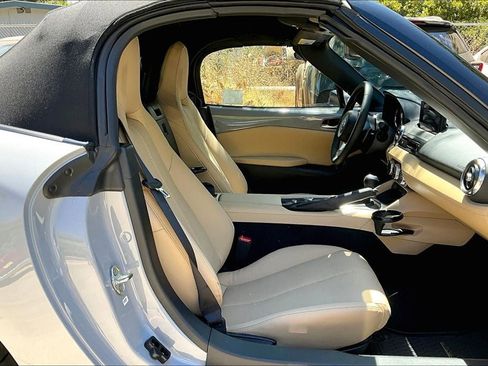 New 2025 MAZDA MX-5 Miata Grand Touring w/ Appearance Package image 6