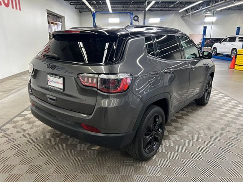 Used 2021 Jeep Compass Latitude AWD/4WD image 12
