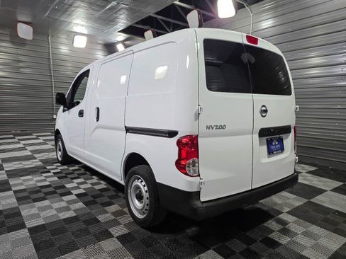 Used 2019 Nissan NV200 S w/ Cruise Control Package image 7