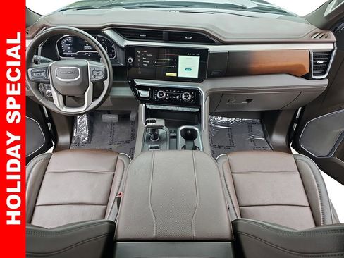 Used 2024 GMC Sierra 1500 Denali w/ Technology Package image 9