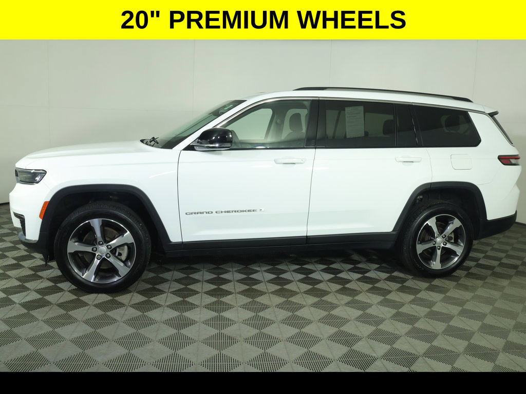 Used 2023 Jeep Grand Cherokee L Limited AWD/4WD image 6