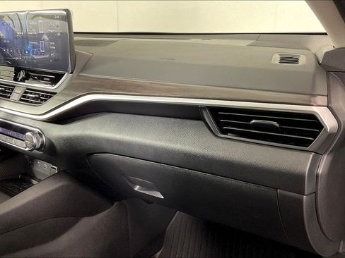 New 2025 Nissan Altima 2.5 SV w/ SV Special Edition Package image 21