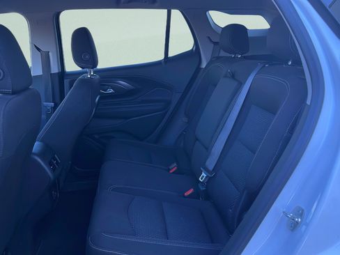Used 2024 GMC Terrain SLE AWD/4WD image 24