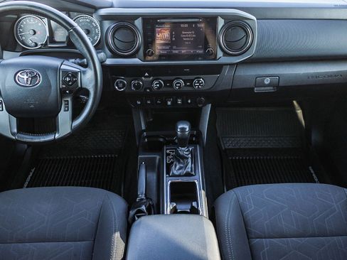 Certified 2019 Toyota Tacoma TRD Off-Road image 13