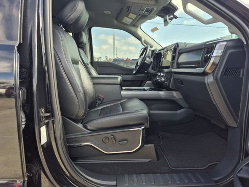 Certified 2024 Ford F250 Lariat w/ Lariat Ultimate Package image 36