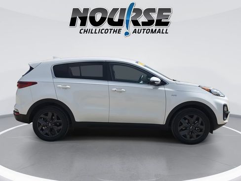 Used 2022 Kia Sportage LX w/ LX AWD Value Edition Package image 9