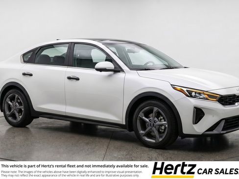 Used 2025 Kia K4 LXS FWD image 1