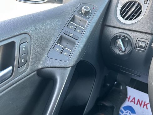 Used 2017 Volkswagen Tiguan Wolfsburg Edition image 20