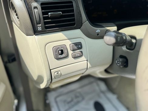 Used 2002 Lexus LS 430 image 17