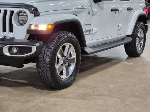 Used 2020 Jeep Wrangler Unlimited Sahara AWD/4WD image 17