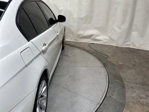 Used 2011 BMW 328i Sedan image 12