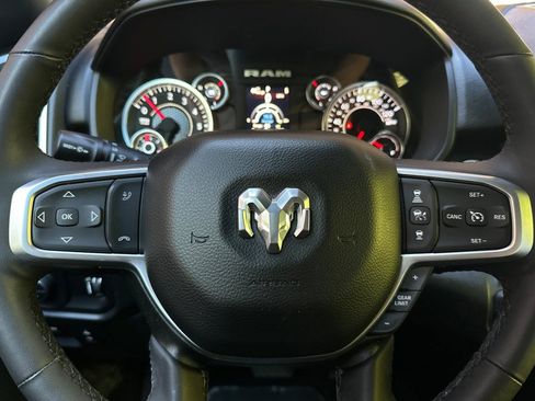 Used 2025 RAM 1500 Big Horn AWD/4WD image 29