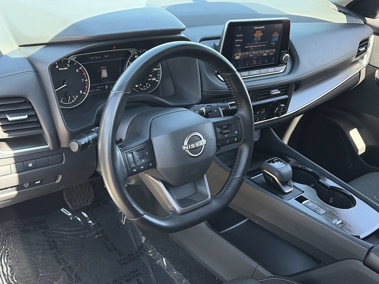 Used 2025 Nissan Rogue SV FWD image 11