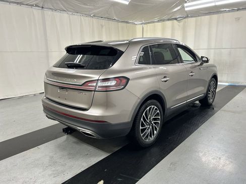 Used 2019 Lincoln Nautilus Reserve w/ Driver Assistance Package AWD/4WD image 2