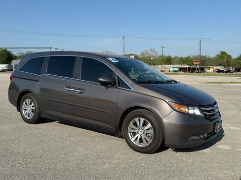 Used 2016 Honda Odyssey EX-L image 2