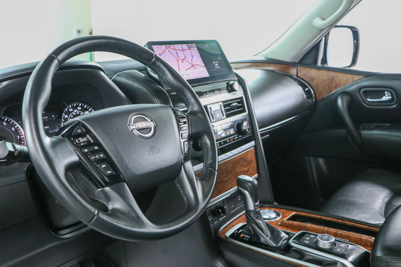 Used 2024 Nissan Armada SL w/ Cargo Package RWD image 24