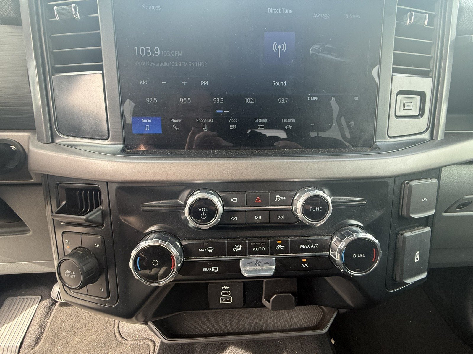 Used 2025 Ford F150 XLT w/ Equipment Group 301A Standard AWD/4WD image 13