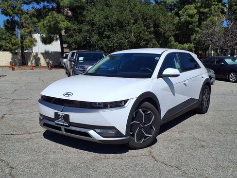 Used 2024 Hyundai Ioniq 5 SEL image 25