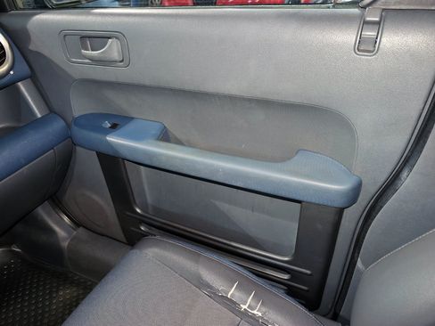 Used 2003 Honda Element EX image 33