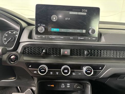 Used 2025 Honda CR-V Sport image 18