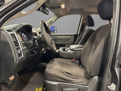 Used 2020 RAM 1500 Classic Warlock w/ Electronics Group image 17