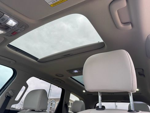 Used 2024 Kia Telluride SX image 26