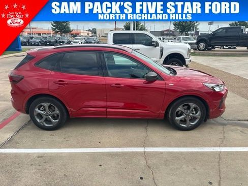 Used 2023 Ford Escape ST-Line w/ Tech Pack #1 FWD image 4
