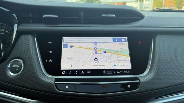 Certified 2025 Cadillac XT5 Premium Luxury w/ Technology Package AWD/4WD image 77
