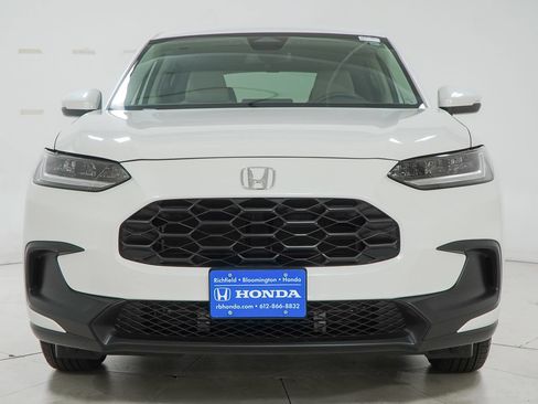 Certified 2026 Honda HR-V LX image 3