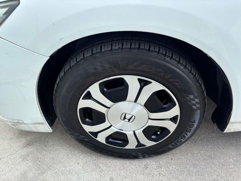 Used 2013 Honda Civic LX image 11