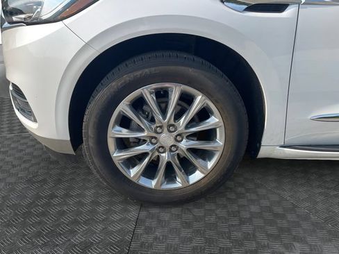 Used 2020 Buick Enclave Premium w/ Sun and Sites Package FWD image 14