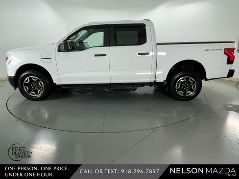 Used 2022 Ford F150 Lightning Pro image 9