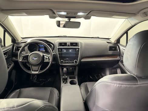 Used 2018 Subaru Outback 2.5i Limited AWD/4WD image 25