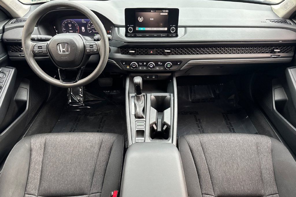 Certified 2023 Honda Accord EX image 4