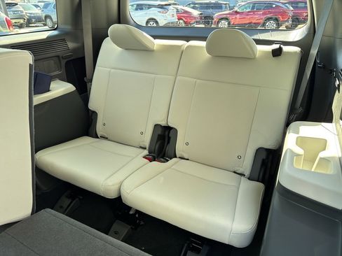 New 2026 Hyundai Santa Fe SE image 18