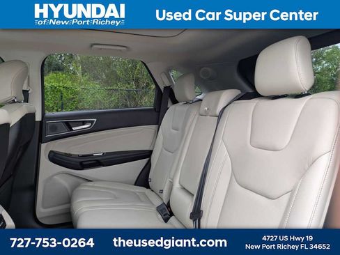 Used 2019 Ford Edge Titanium w/ Equipment Group 301A FWD image 16