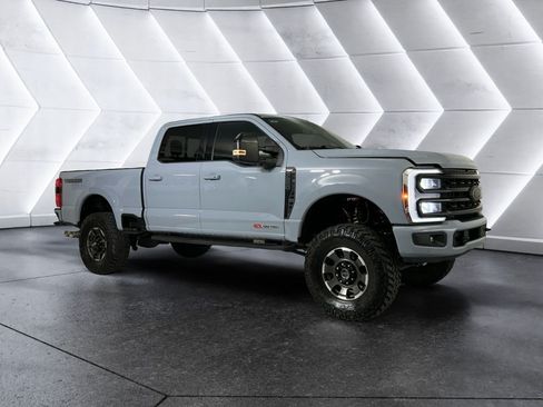 Used 2024 Ford F250 Lariat w/ Lariat Ultimate Package AWD/4WD image 1