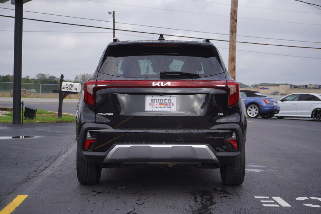 Used 2025 Kia Seltos EX AWD/4WD image 6