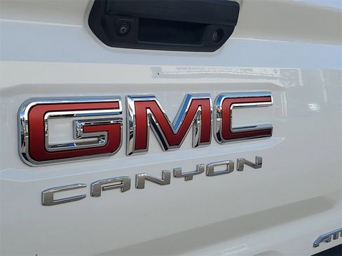 Used 2023 GMC Canyon AT4 w/ AT4 Premium Package image 5