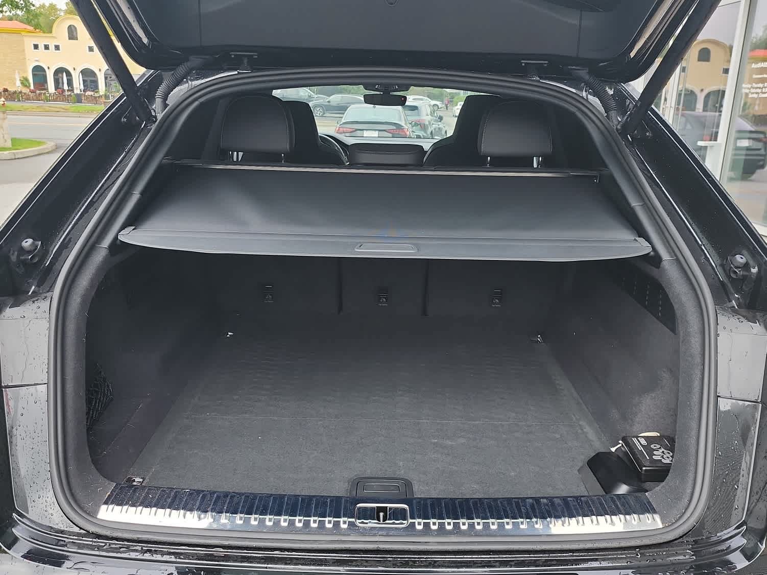 Used 2024 Audi SQ8 Premium Plus AWD/4WD image 13