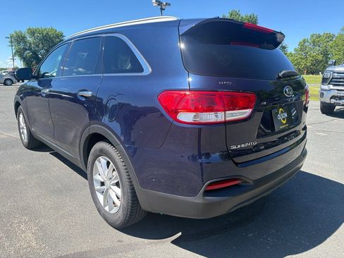 Used 2016 Kia Sorento AWD w/ LX Convenience Package image 5