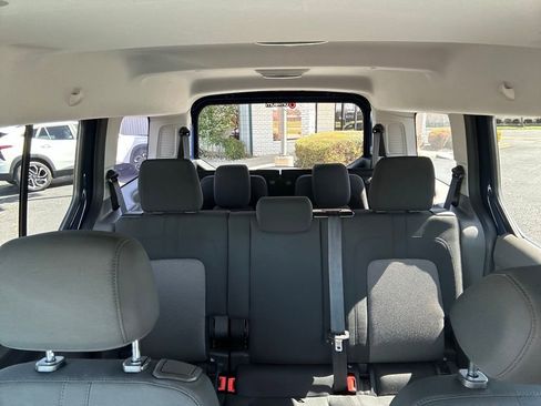 Used 2021 Ford Transit Connect XL image 28