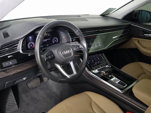 Used 2019 Audi Q8 Premium image 8