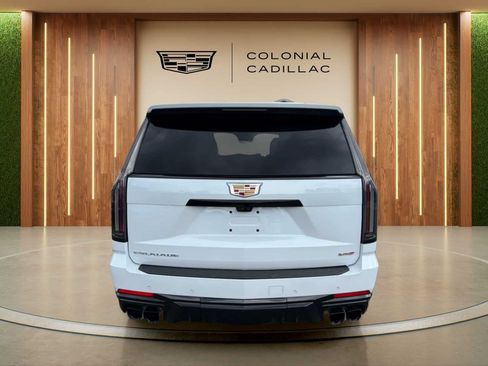 Certified 2026 Cadillac Escalade V AWD/4WD image 4