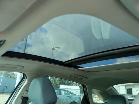 Used 2022 Kia K5 EX w/ EX Premium Package image 11