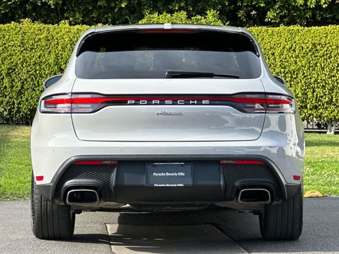 Used 2025 Porsche Macan image 7