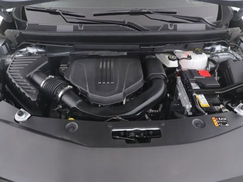 Used 2025 Buick Enclave Sport Touring w/ Power Package image 15