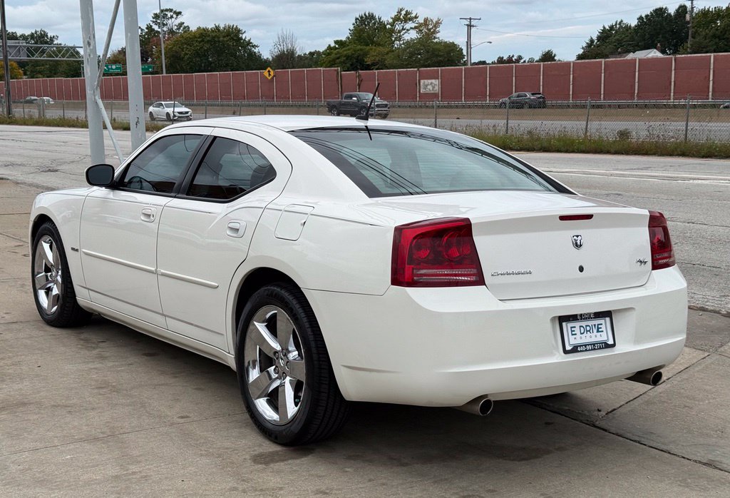 Used 2008 Dodge Charger R/T RWD image 10