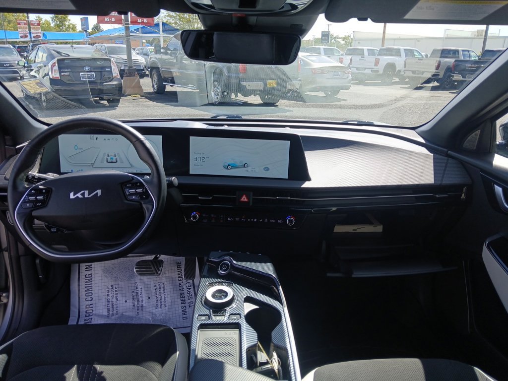 Used 2023 Kia EV6 GT-Line w/ GT-Line Suede Seat Package AWD/4WD image 9