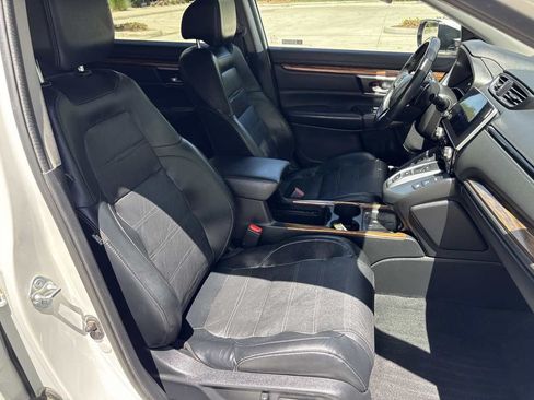 Used 2021 Honda CR-V Touring image 17